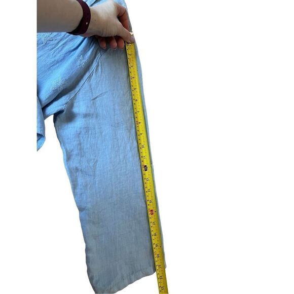 NWT Charlie B Linen Stars Embroidered Button Front Top size L - Picture 8 of 13